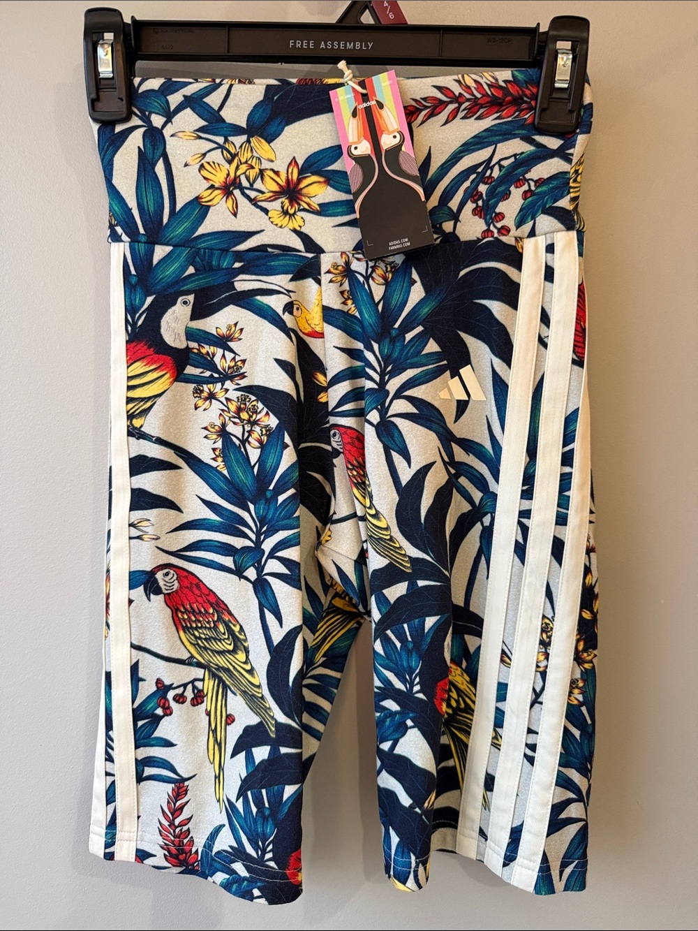adidas Farm Rio White Tropical Parrot Print Nike shorts xs new